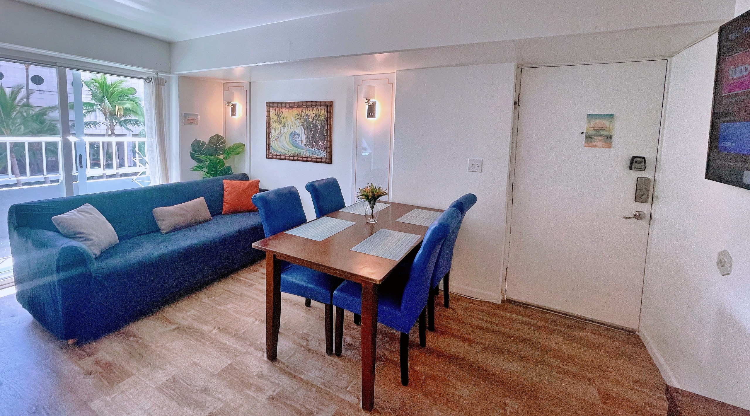 Condo in Honolulu · ★4.82 · 2 bedrooms · 2 beds · 1 private bath - Image 4