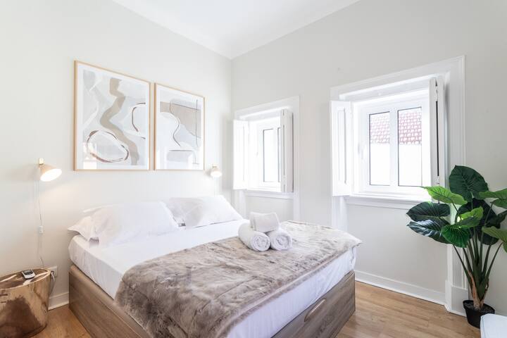 MY LX FLAT Charming in Cascais gallery image 3