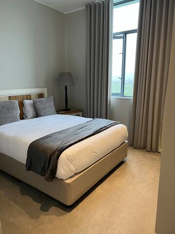 2 Bedroom Modern Century City Apartment gallery image 3