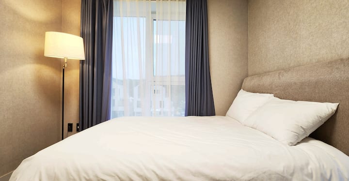 غرفة النوم 1