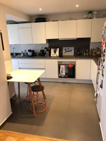 Lovely duplex & big garden -1 to 6 guests gallery image 4