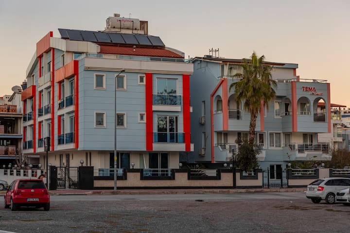 Tema 242 Hotel managed Airbnb listing 1