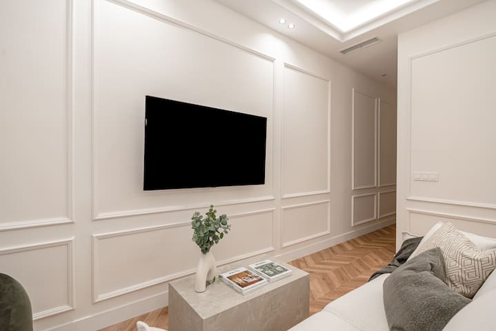 Chamberi V 2BR 2BH gallery image 4