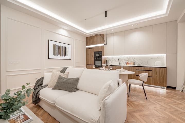 Chamberi V 2BR 2BH gallery image 3