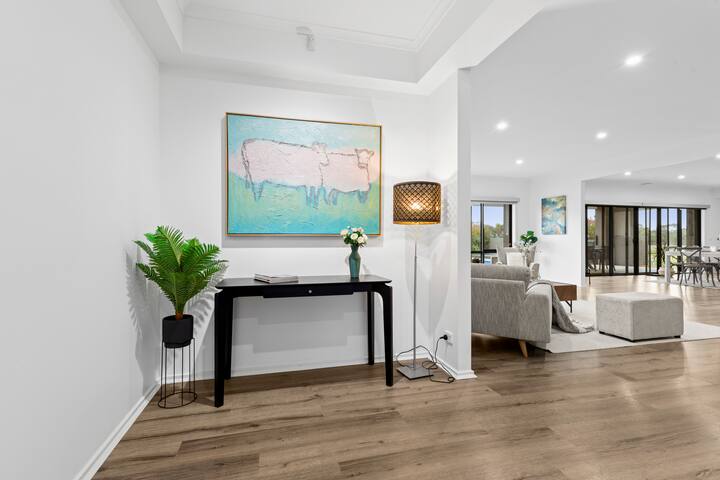 5 BR house birdwatcher wetland gallery image 5