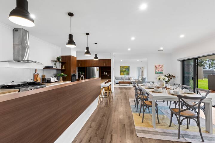 5 BR house birdwatcher wetland gallery image 4