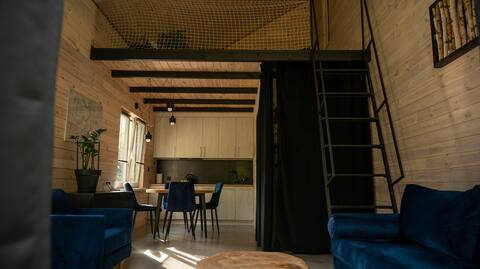 Popular Airbnb listing: Secluded forest retreat with a garden tub in łódzkie