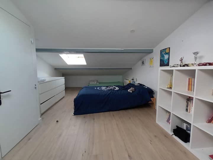 Sakafu ya chumba cha kulala #2