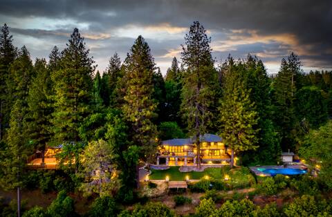 Private Estate | Picturesque Mountain Views & Pool