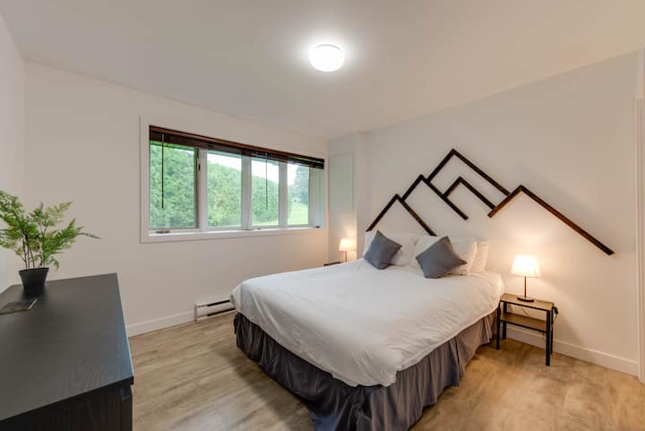 Dormitorio 1 : 1 cama queen (2 personas)