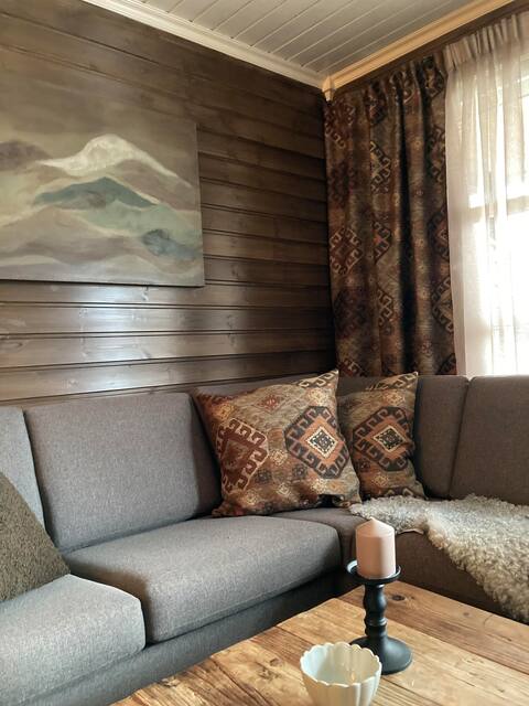 Top performing Airbnb: Stay warm and cozy at Filefjell in Vang