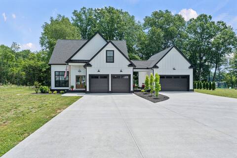 Our Sweet Little Piece of Tennessee