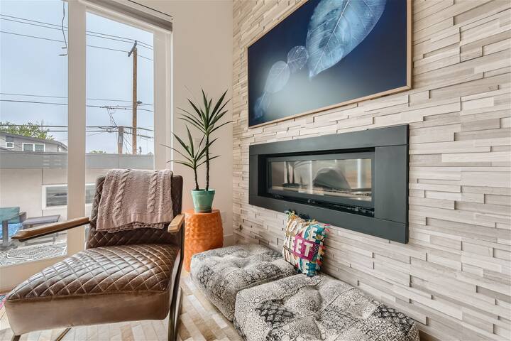 Modern home in LoHi w/ Patio gallery image 5