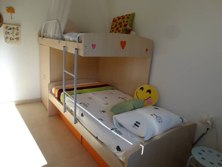 Kitanda cha ghorofa ya chumba cha kulala