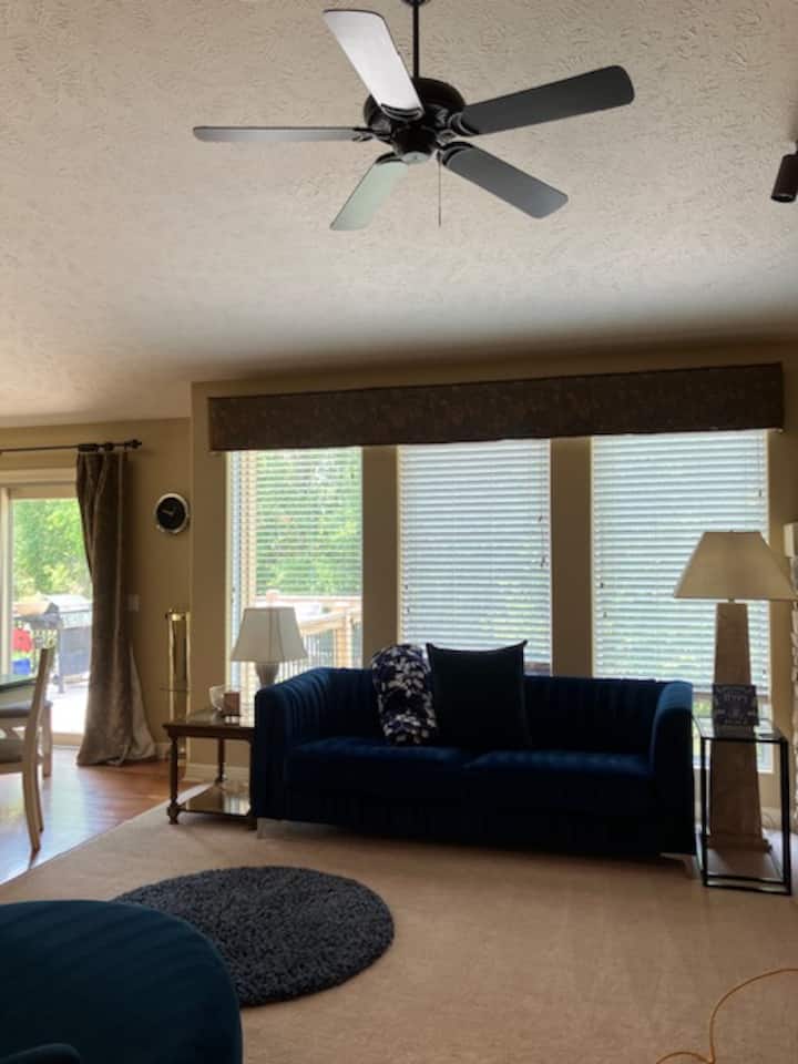 მისაღები ოთახი