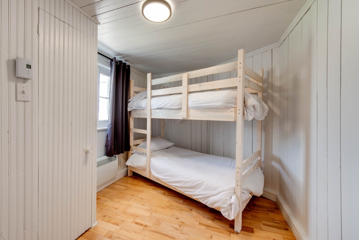 ห้องนอน 3: เตียงสองชั้น 1 หลัง (2 คน)