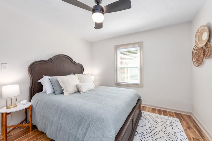 Primary bedroom featuring queen bed 