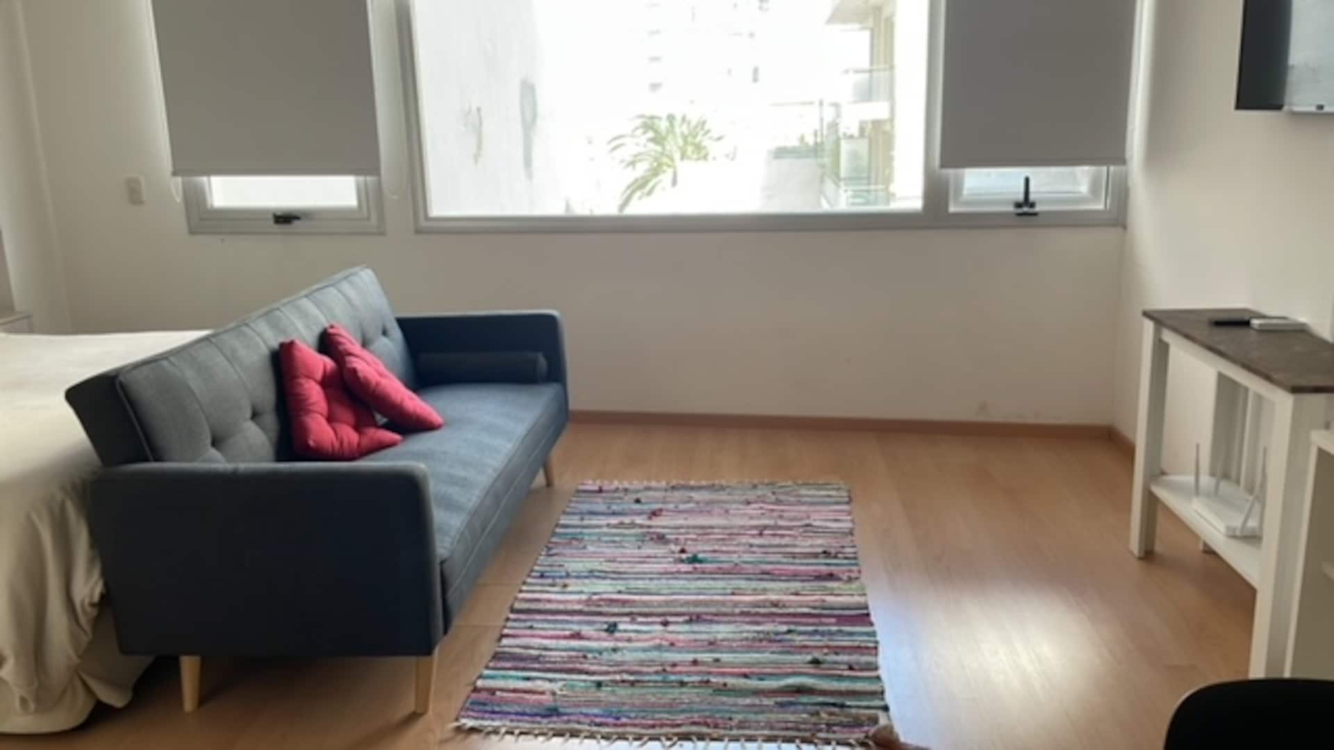 Kitnet mobiliada em Recoleta com cama king removível