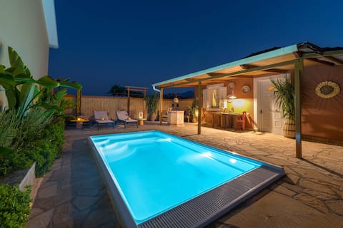 Kanela Farm House - Private Pool Holiday Home