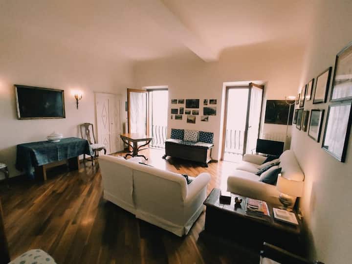 غرفة المعيشة