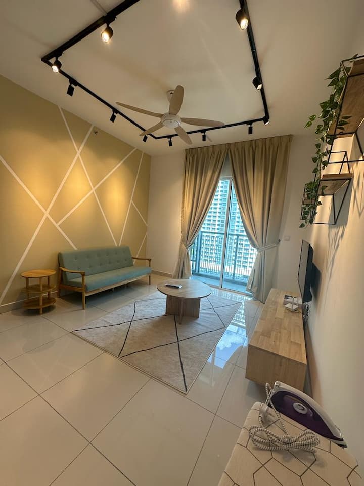Inspirasi Residences Mont Kiara Muji Feel - Petaling Jaya