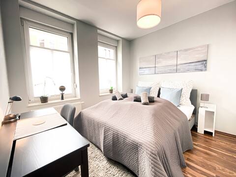 Cozy apartment within walking distance of the lake