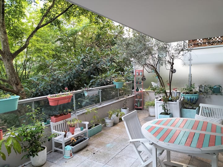 Quiet 4-room apartment in Paris/Défense