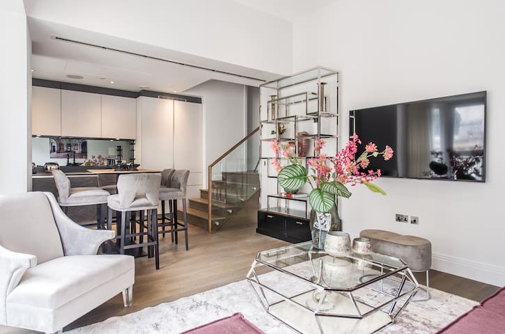 3 bed, close by to Covent Garden gallery image 4