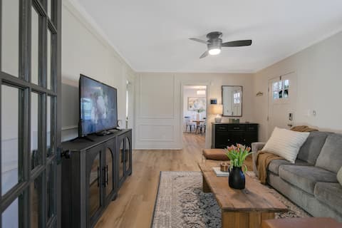 Successful Airbnb property: The Carolina Cottage | Modern Charm + Sunroom in Fayetteville