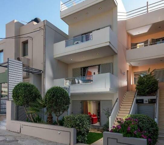 Villa Miami Agia Marina gallery image 3