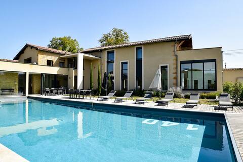 Villa Molinant, escape in Golden Stones