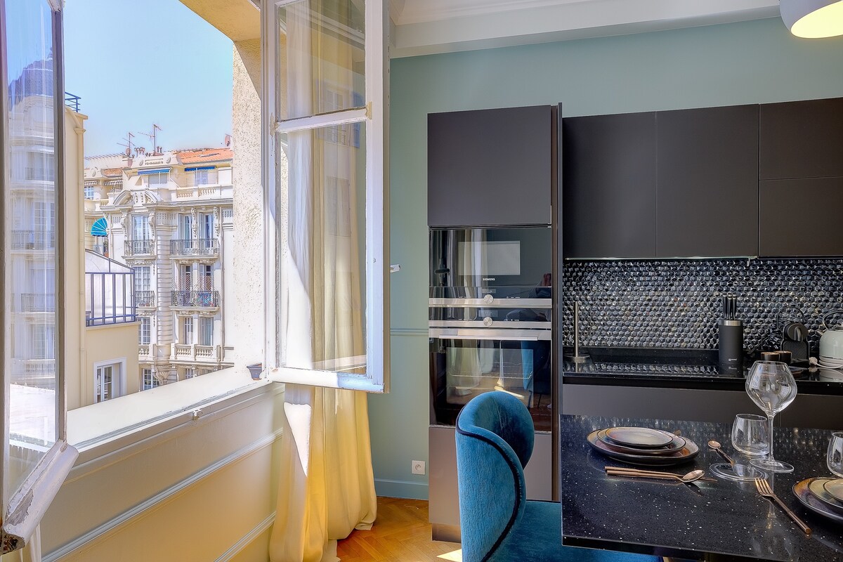 Nice Port Apartment — view 4