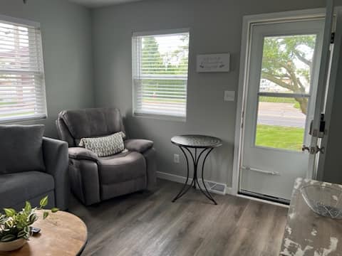 Popular Airbnb listing: Minutes to Cedar Point & CP sports center in Sandusky
