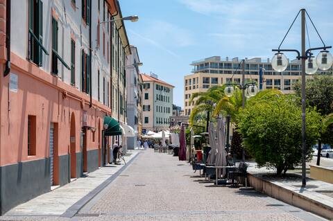 [Luxury Savona Cruises at 1 Min] WiFi · Free Park