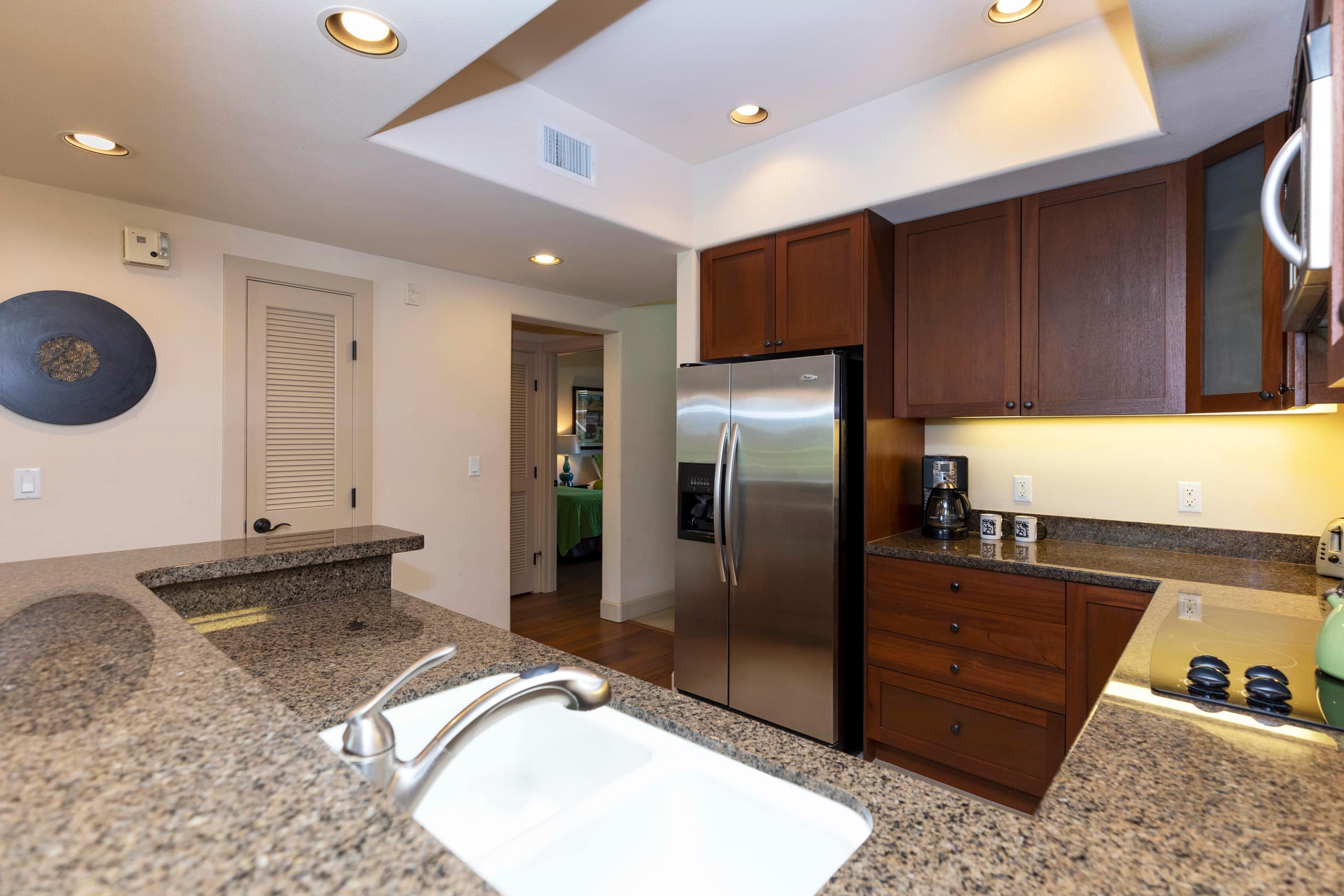 Beautiful 2 B/B with Ocean Club, Restaurant/Bar - Photo 12