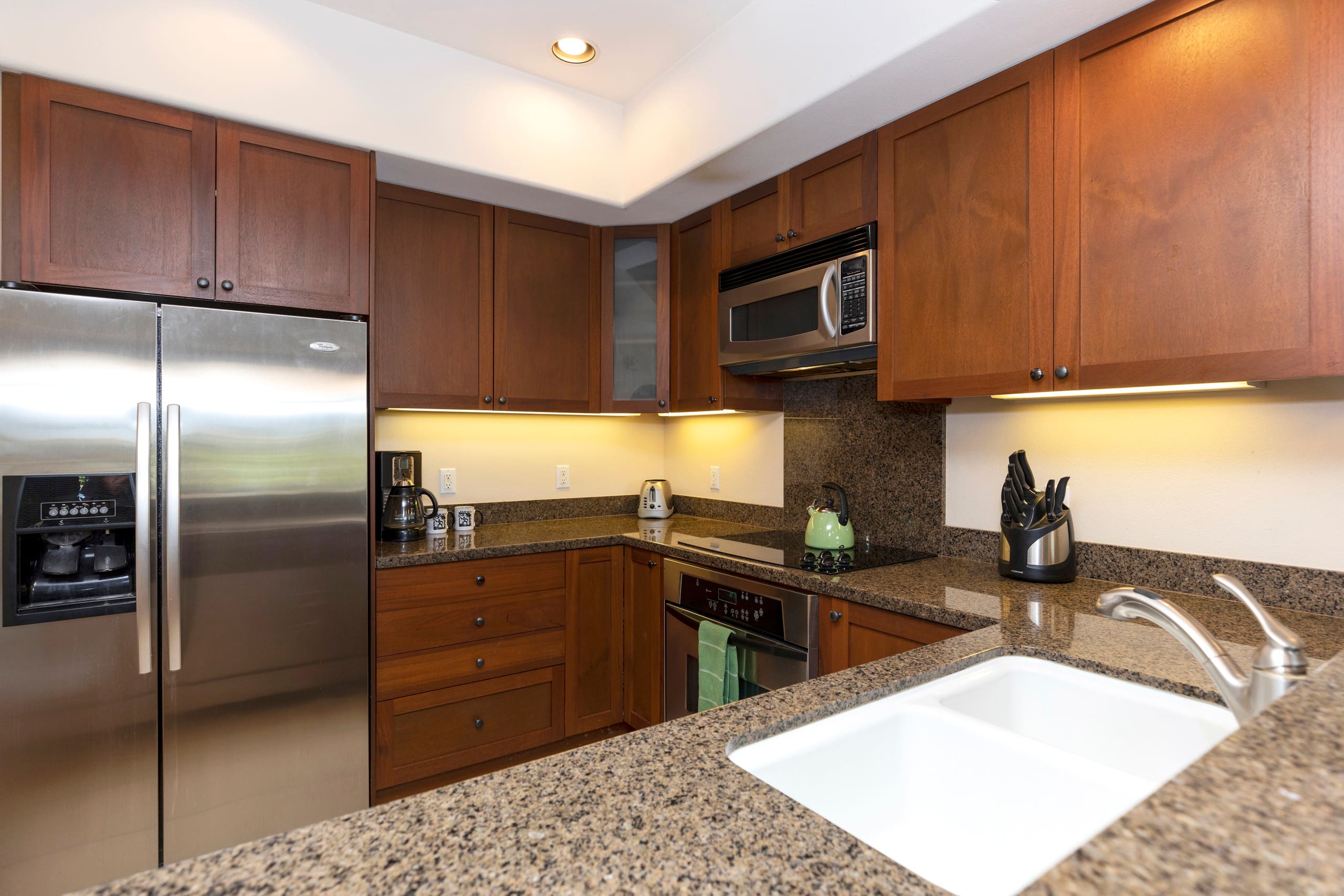 Beautiful 2 B/B with Ocean Club, Restaurant/Bar - Photo 13