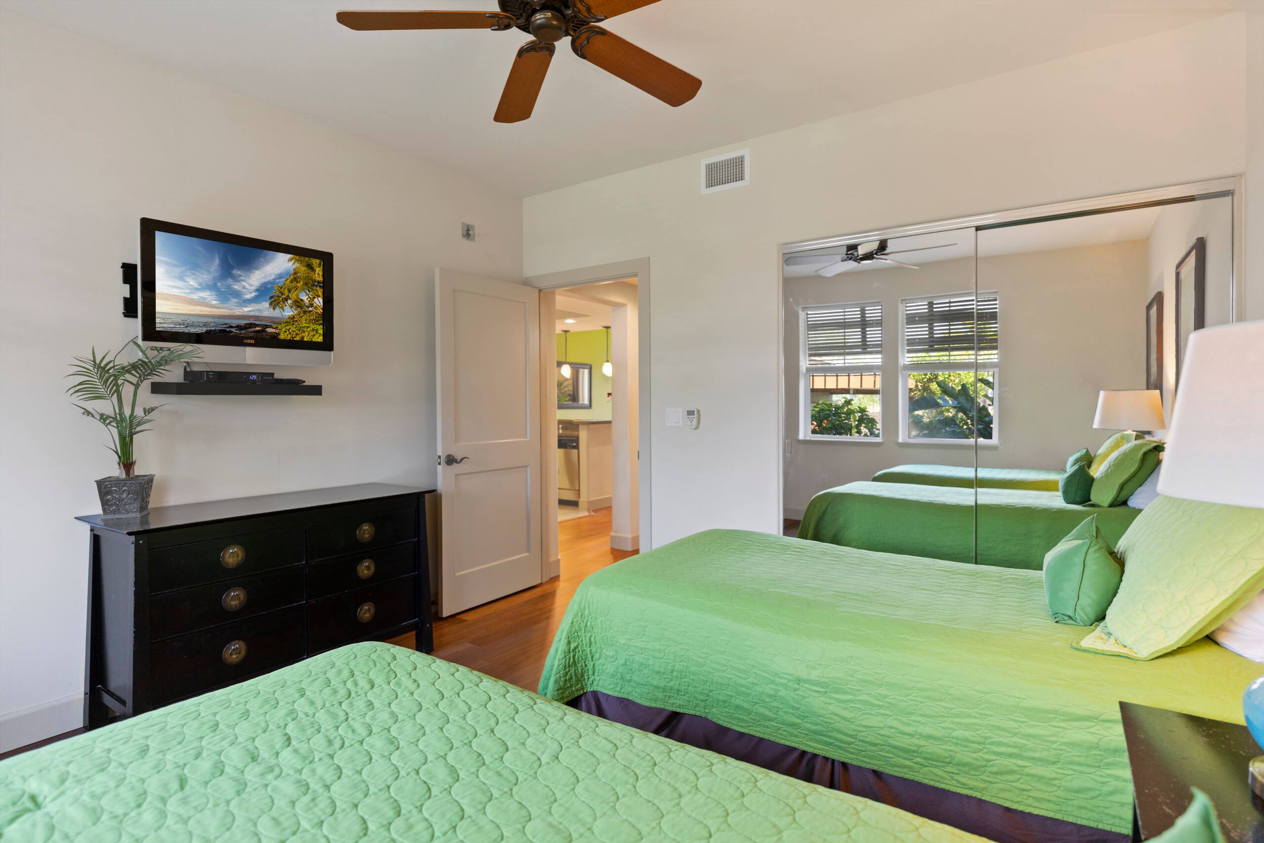 Beautiful 2 B/B with Ocean Club, Restaurant/Bar - Photo 27