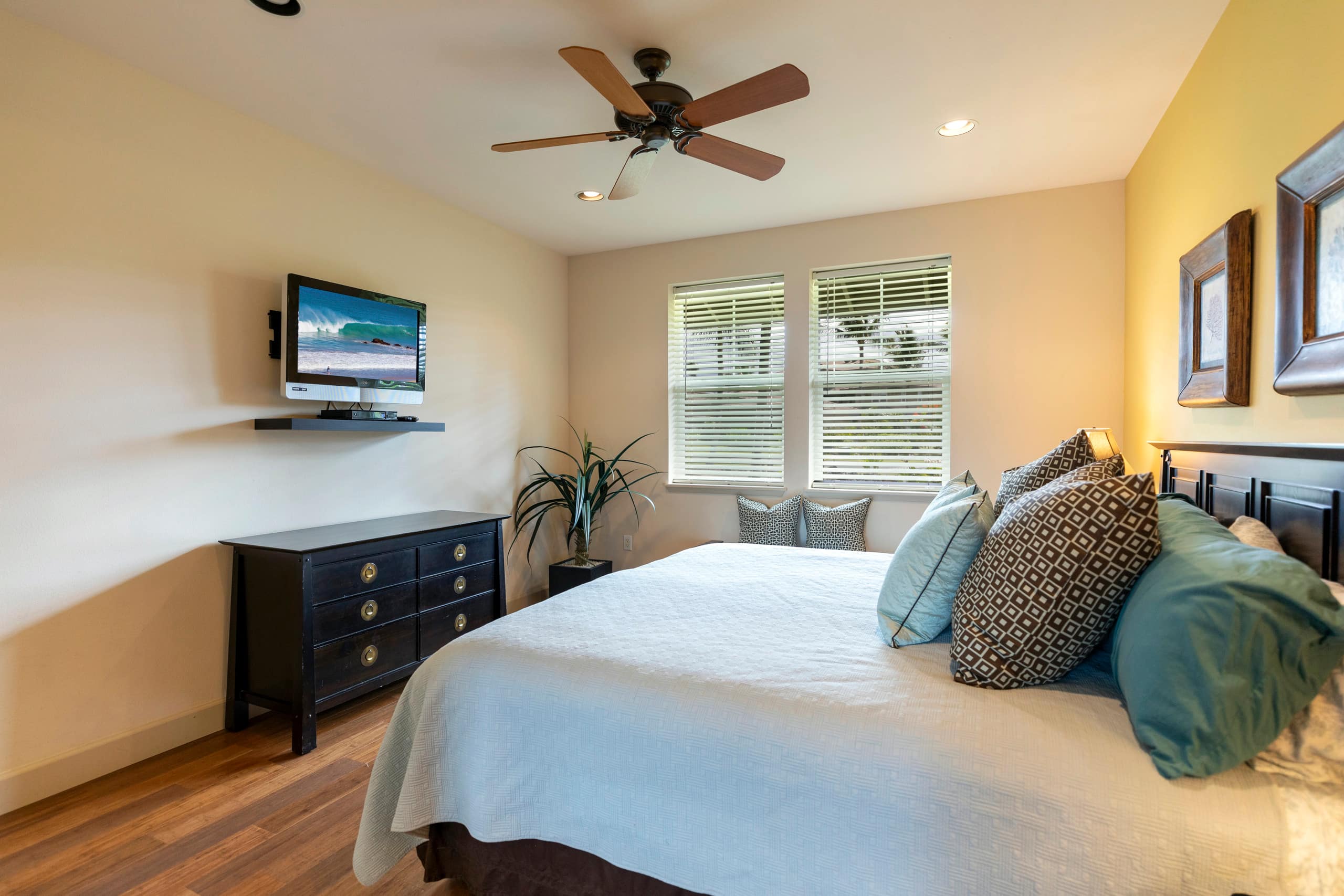 Beautiful 2 B/B with Ocean Club, Restaurant/Bar - Photo 21