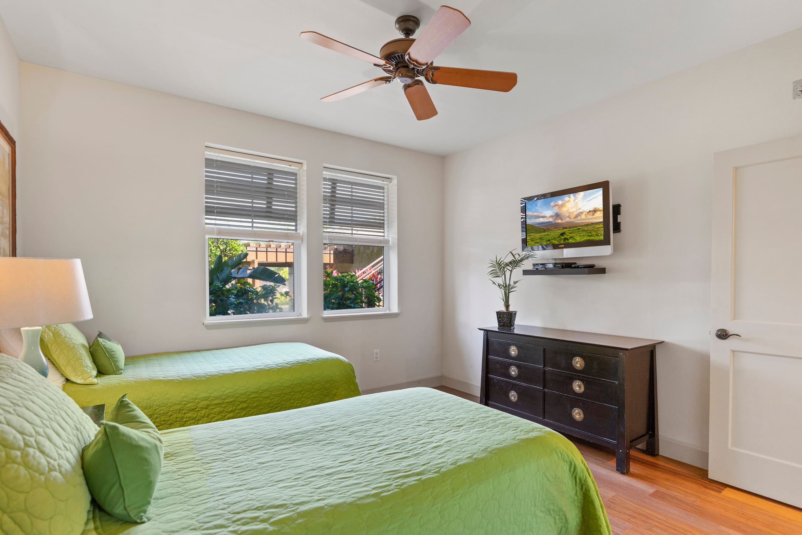 Beautiful 2 B/B with Ocean Club, Restaurant/Bar - Photo 25