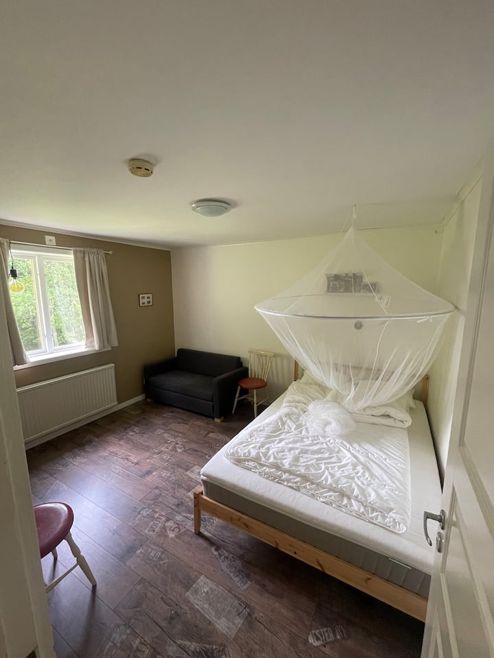 غرفة النوم 2