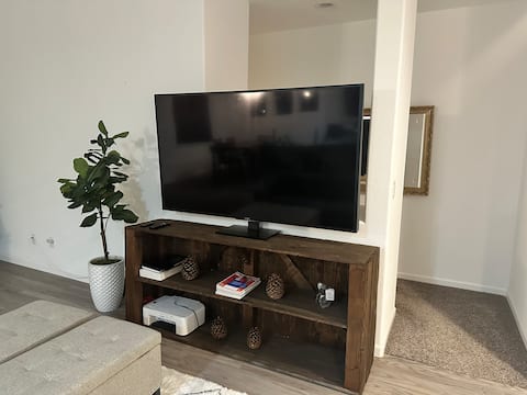 2 Bedrooms 1 Bathroom House