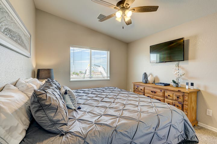 Bedroom 3 King bed