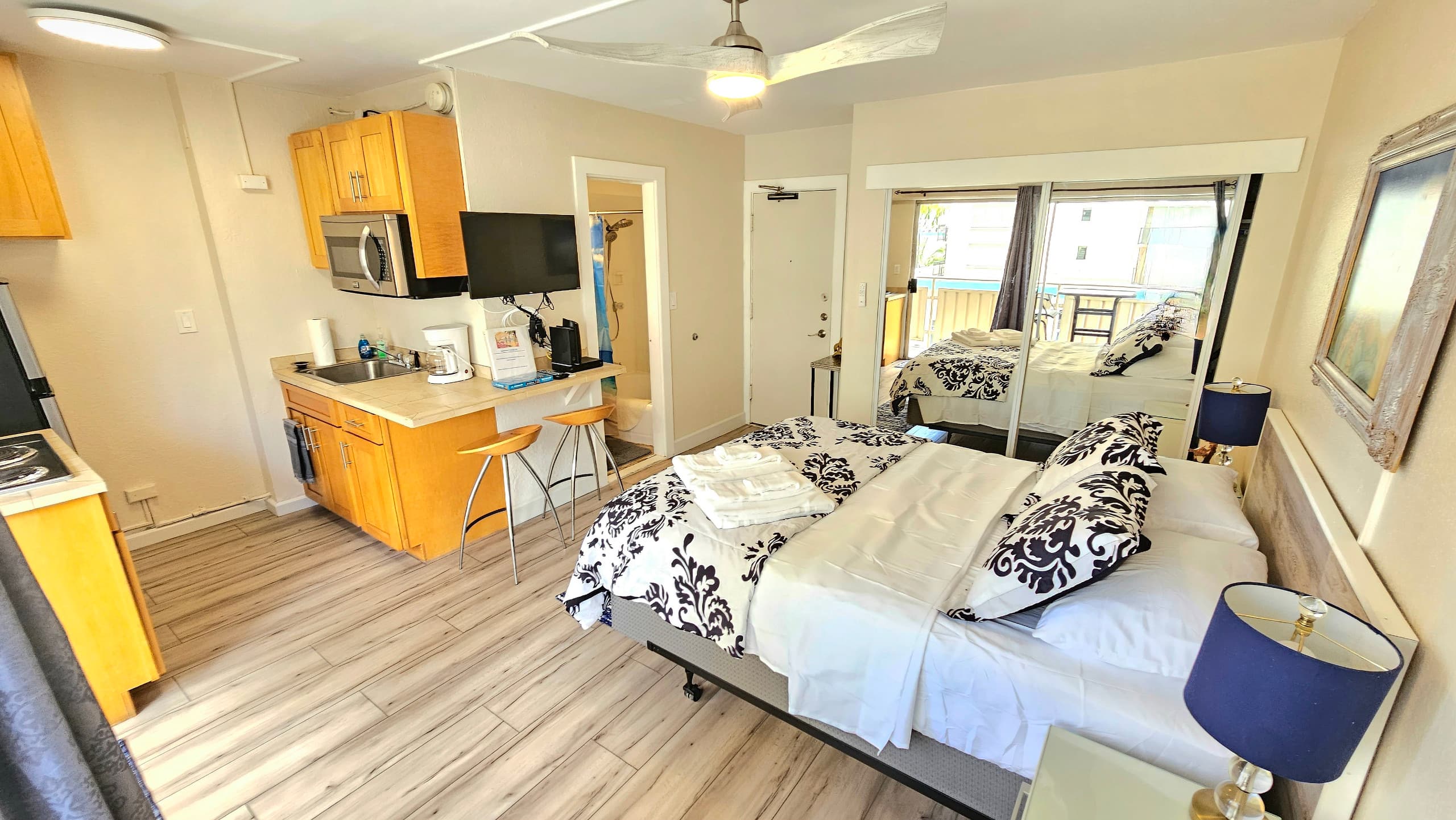 Condo By The Sea- Great Location! - Image 1