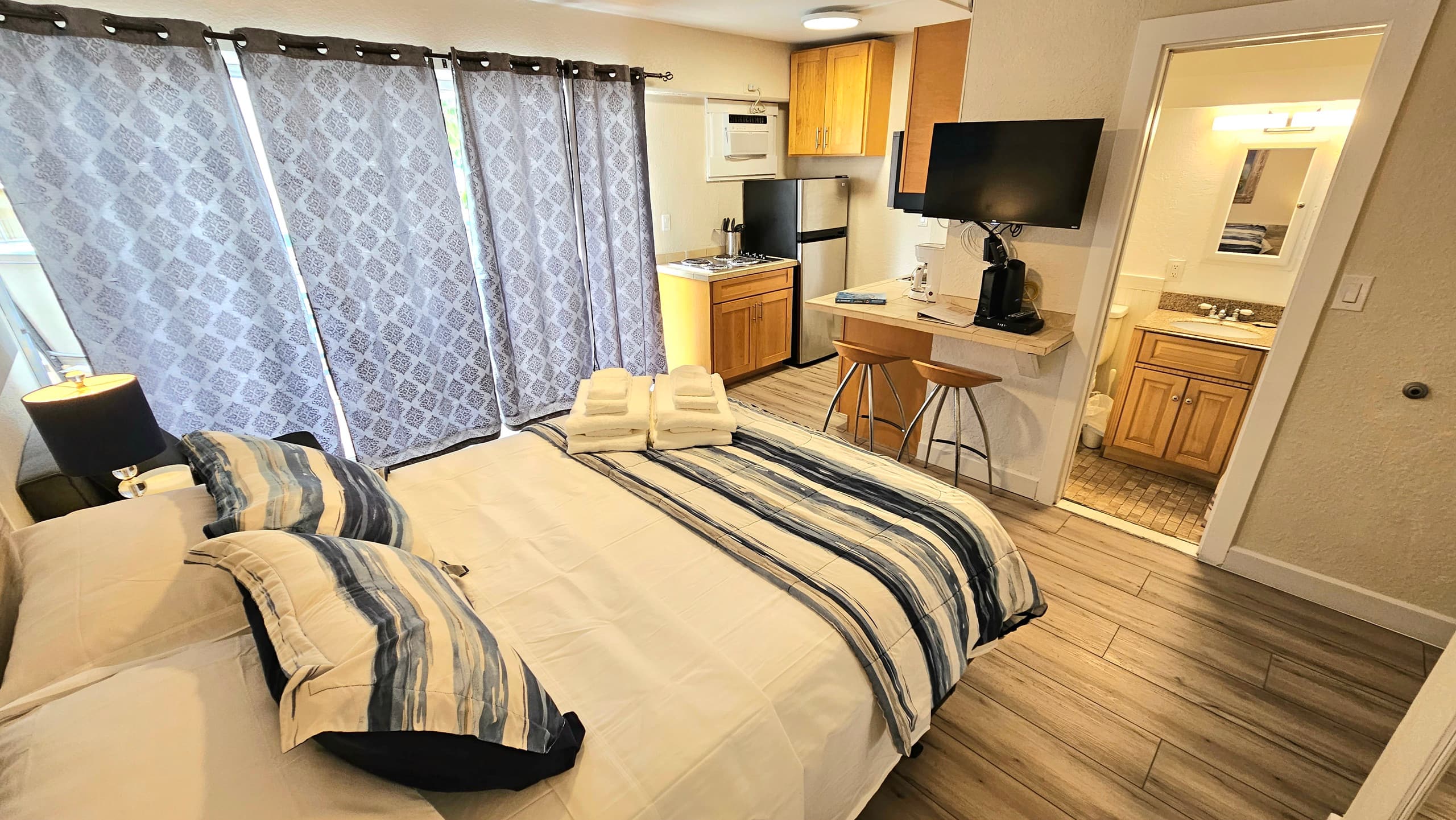 Condo By The Sea- Great Location! - Image 20