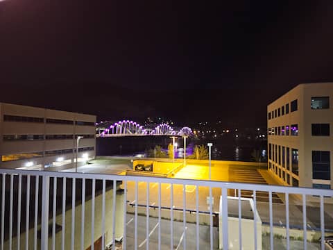 2 Bedroom apartment in downtown Trail.