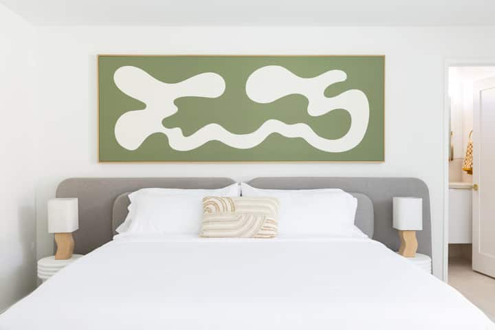 Dormitorio principal, colchón de espuma viscoelástica tamaño king de 14 pulgadas