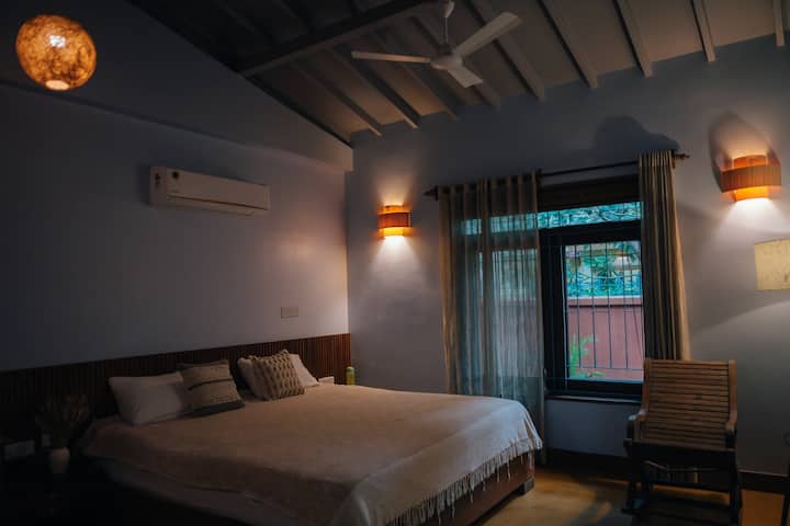 Bedroom 2 image 1