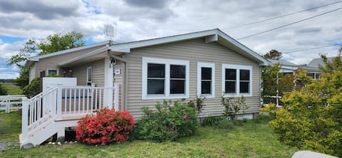 Pet Friendly Home In A Private Beach Community!