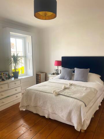 Victorian Home By The Sea- Cap Coz gallery image 3