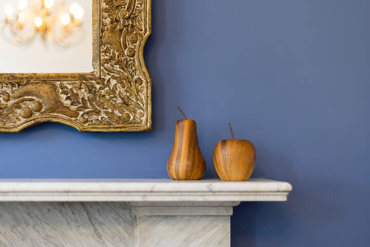 Stylish & Vibrant Retreat in Leith gallery image 4